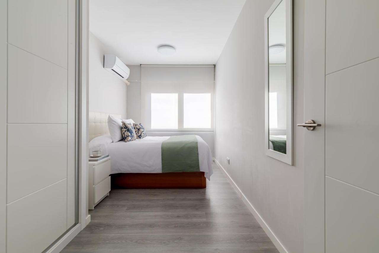 Apartamento Junto A Gran Via Madrid Exterior photo